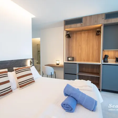 Sea Breeze Apartment