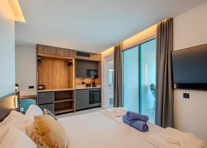 Sea Breeze Apartment