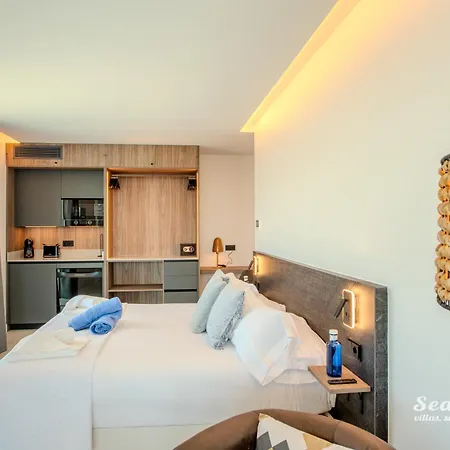 Apartment Sea Breeze