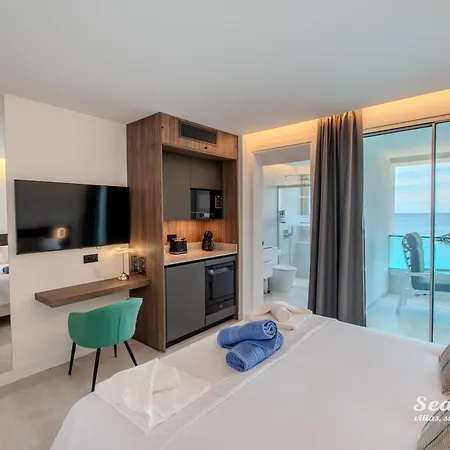 Sea Breeze Апартаменты *